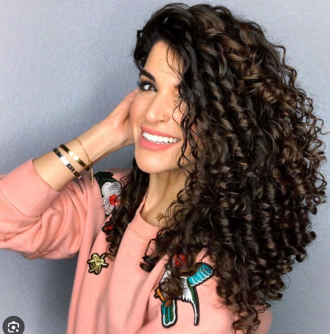 CREMA CAPILAR TRATAMIENTO RIZOS INTENSOS - RIZOS PERFECTOS Y DURADEROS / EFECTO PROFESIONAL EN TUS MANOS (ENVÍO GRATIS)